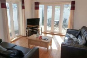 6 bedroom House Shar...